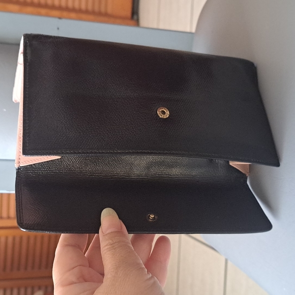 Authentic Very Pretty Vintage Chanel Wallet Calfskin Italy - Picture 3 of 8